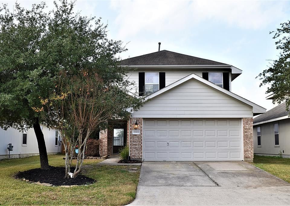 1st image of 19919 Bettencourt Ln