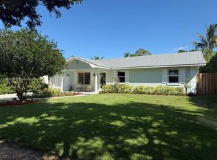 8994 SE Colony St, Hobe Sound, FL 33455