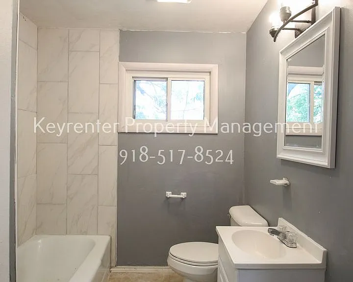 1362 E 52nd St N — Photo 10