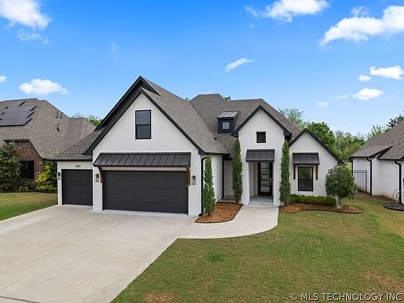 3rd image of 6621 S Palm Ave