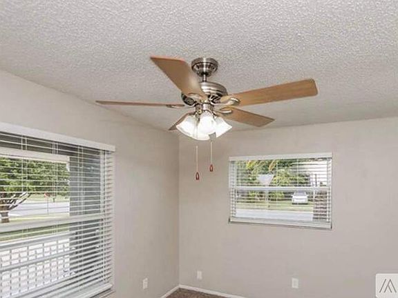 3rd image of 645 Lindbergh Way