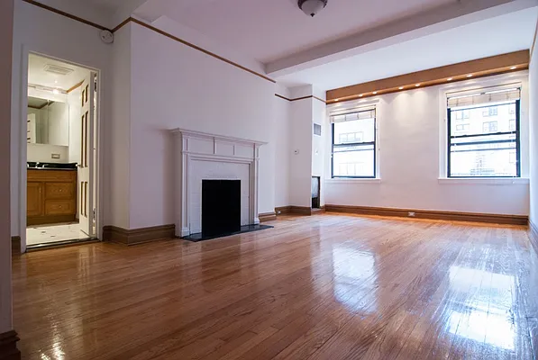 Rented by WAM Partners - William Moses Co. | media 18