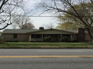 1525 W Parker Rd, Greenville, SC 29617