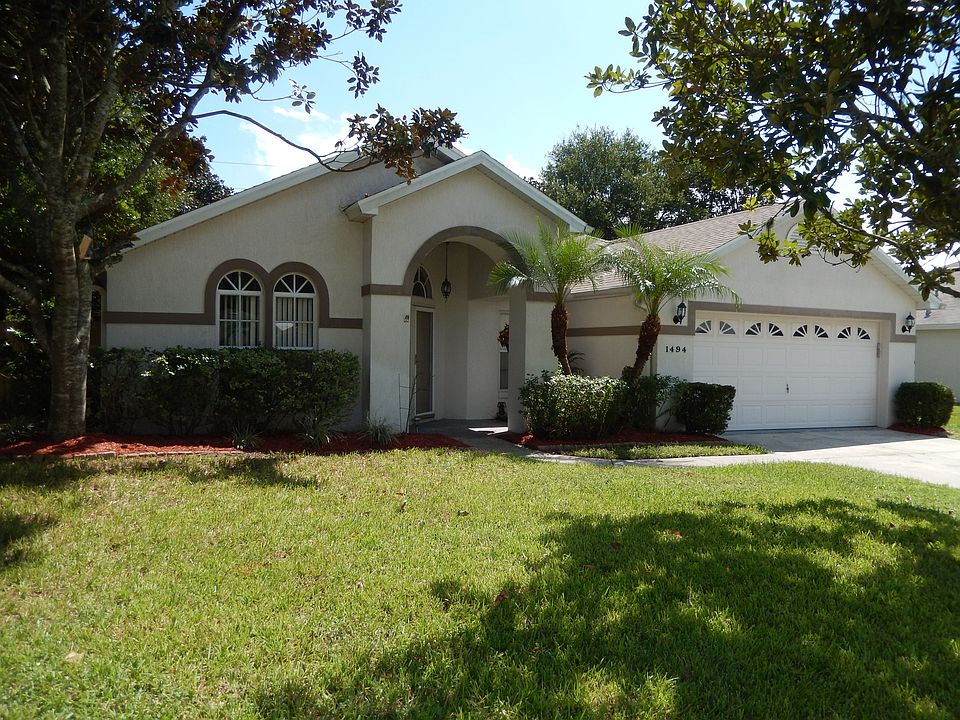 1st image of 1494 Surrey Park Dr