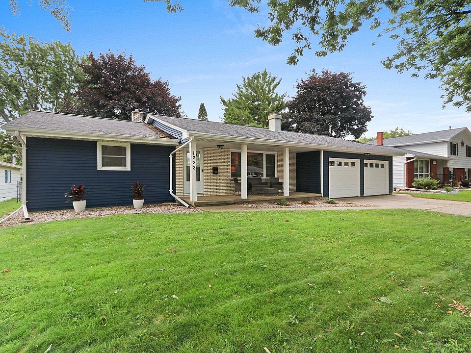 1st image of 1222 Royal Blvd