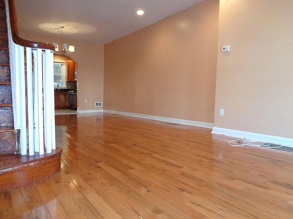 2nd image of 1538 McKean St