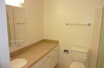 4th image of 1333 Gough St APT 6D