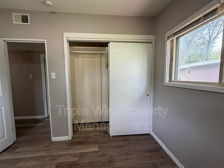 835 Bobbins Ln — Photo 27