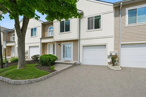 606 Park Pl #606 Photo 1