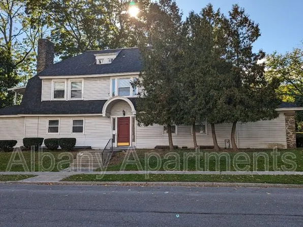 100 Ryckman Ave #2F, Albany, NY 12208