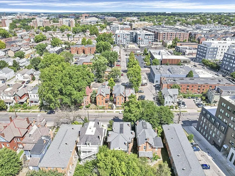 42 King Ave #A — Photo 11