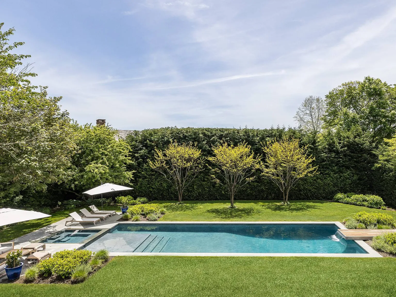 Between the Ocean and Amagansett Village — Photo 4