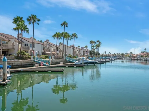 82 Kingston Ct W, Coronado, CA 92118