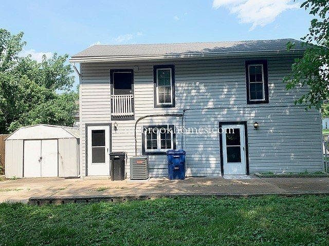 1st image of 331 W Felton Ave