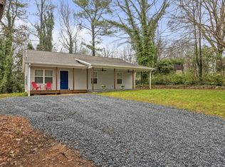 855 Dodge St SE, Smyrna, GA 30080