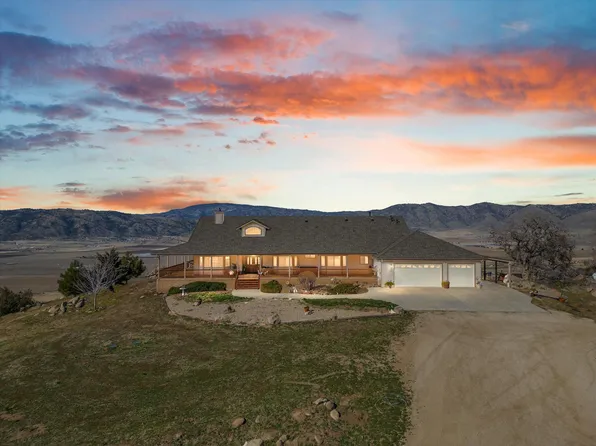 18024 Pellisier Rd, Tehachapi, CA 93561