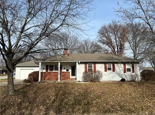 301 E College St, Odessa, MO 64076