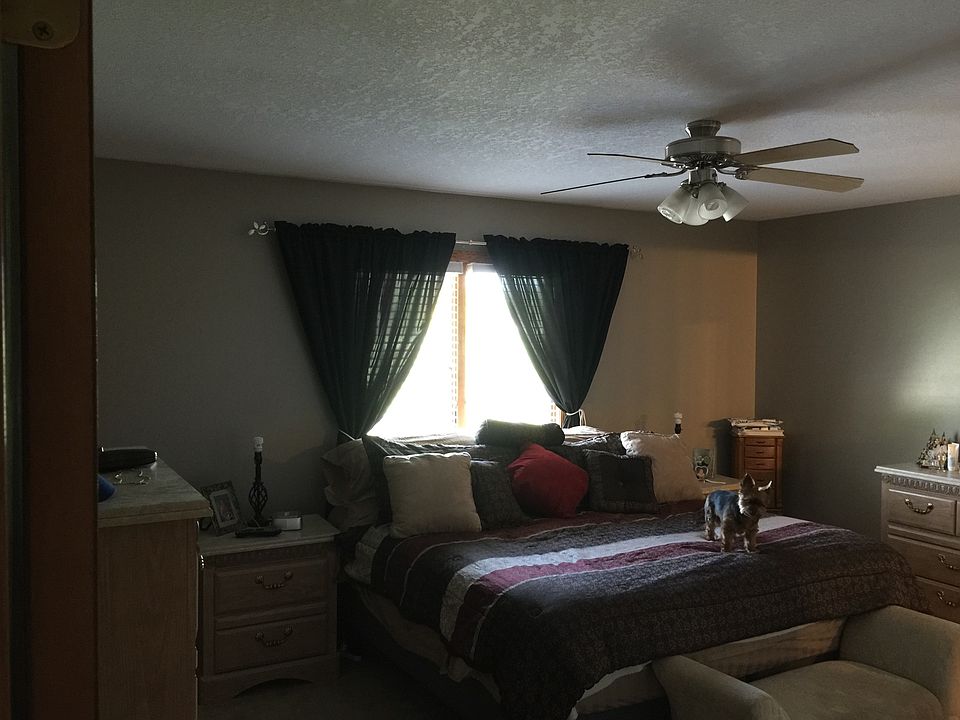 1st image of 235 Fairway Dr