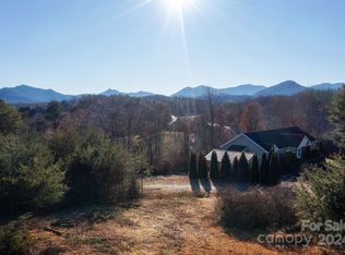 36 Alexander Ridge Dr, Leicester, NC 28748