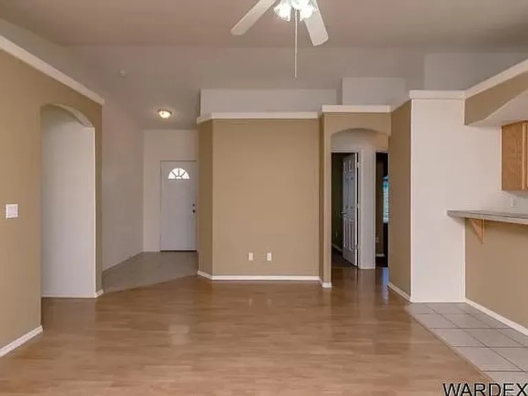 2675 Bluewater Dr — Photo 6