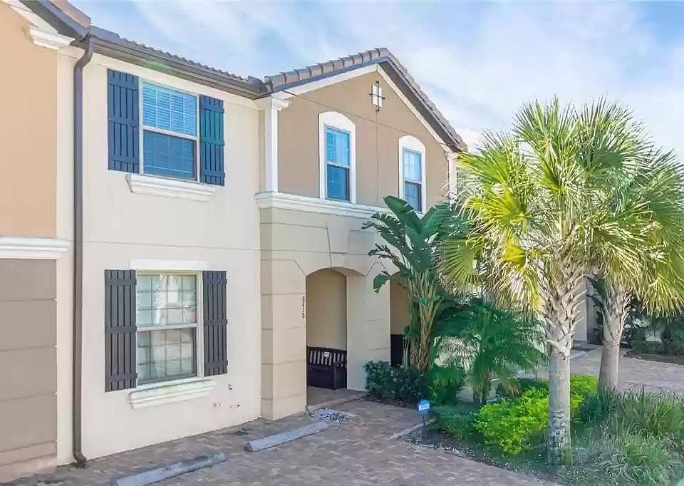 1st image of 8889A Geneve Ct