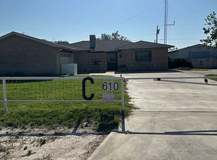 610 Clouse Dr, Del Rio, TX 78840