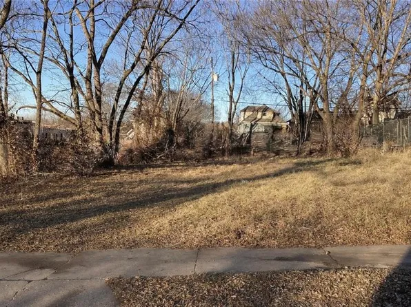 2634 Denver Ave, Kansas City, MO 64127