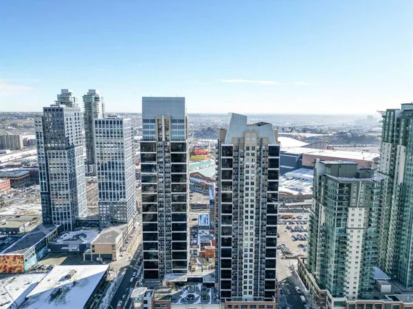 1320 1st St W #602, Calgary, AB T2G 0G8