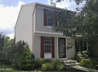 17 Triple Crown Ct, Baltimore, MD 21244