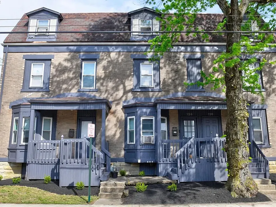122-126 S Champion Ave