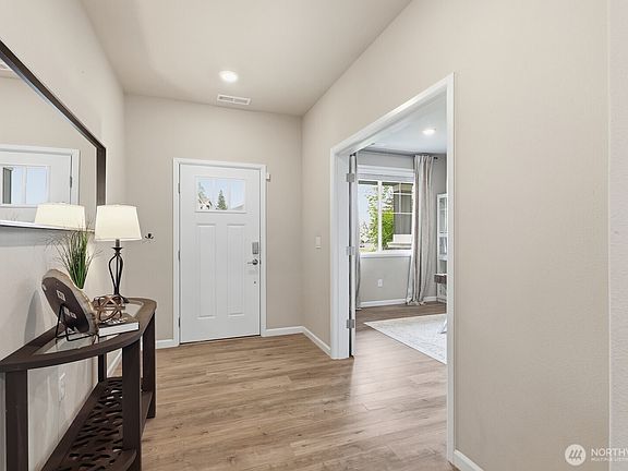 4th image of 12506 Emerald Ridge Boulevard E