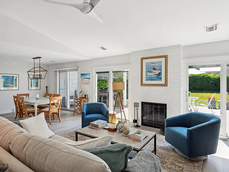 14 Saint Andrews Cir — Photo 4