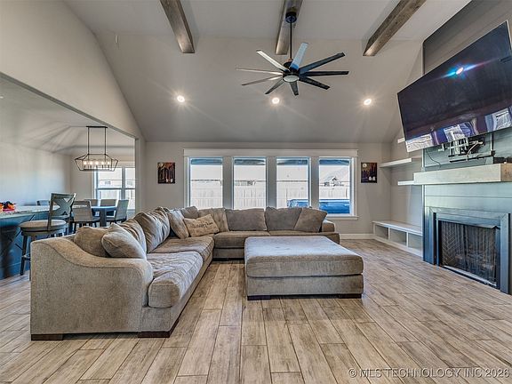 5th image of 27605 E 108th Pl S