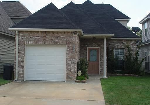 1st image of 177 Emerald Oaks Dr