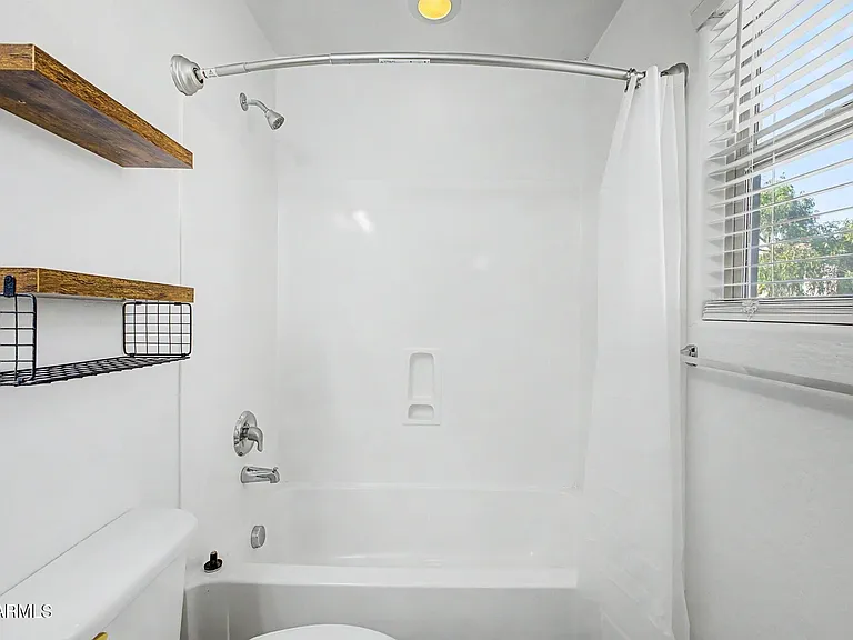 2879 N Claire Dr — Photo 25