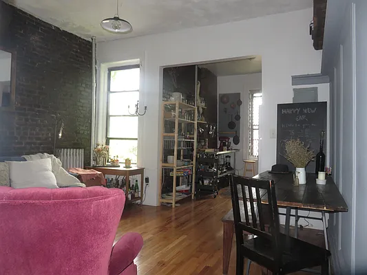 Rented by Rennit Inc. | media 55