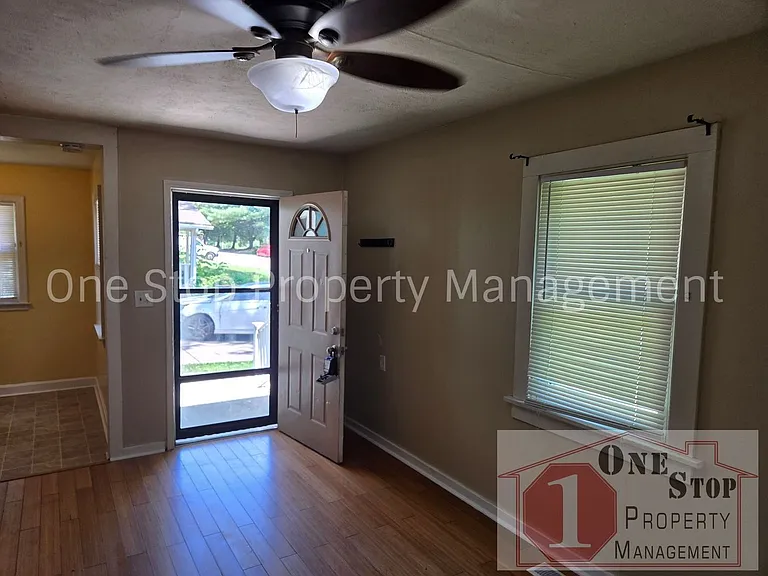 6432 Overton Ave — Photo 2
