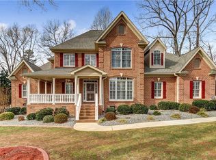 5803 Scarlett Ct, Oak Ridge, NC 27310