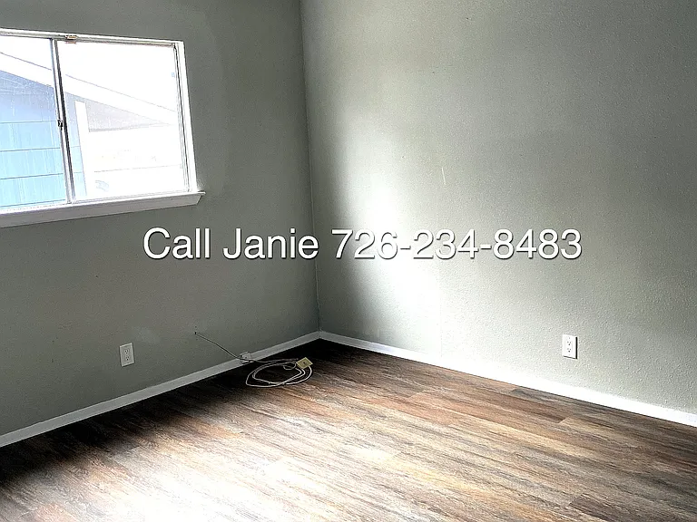 4811 Castle Strm — Photo 12