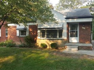 703 Patterson Ct, Inkster, MI 48141