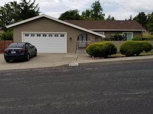 2356 Minaret Dr, Martinez, CA 94553