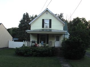 28 Chestnut St, Potsdam, NY 13676