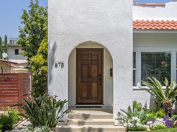 Private Front Porch