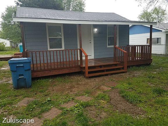 2nd image of 3030 6th Ave E