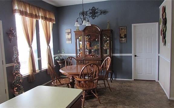 5th image of 2508 Ensenada Ln
