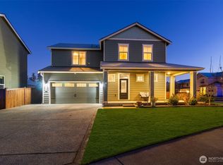 985 Riley Dr E, Enumclaw, WA 98022