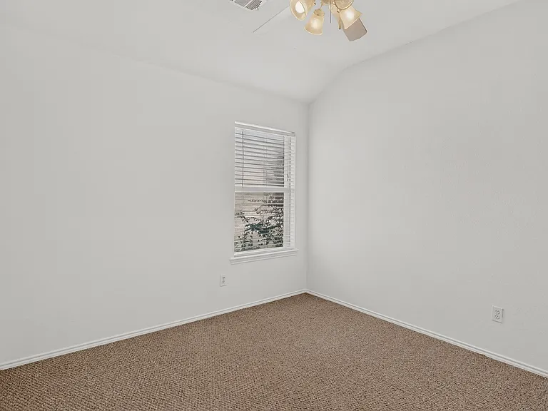 4184 Capstone Dr — Photo 28