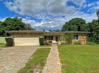 9301 NW 20th St, Pembroke Pines, FL 33024