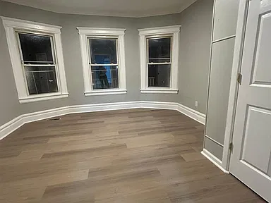 44 Hazelwood Ave #1 — photo 5 of 8