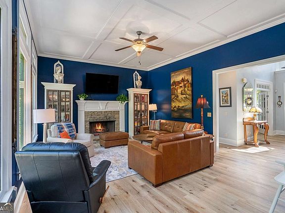 2nd image of 128 Brookfield Ct SE